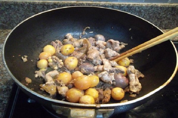 Miến xào lòng gà